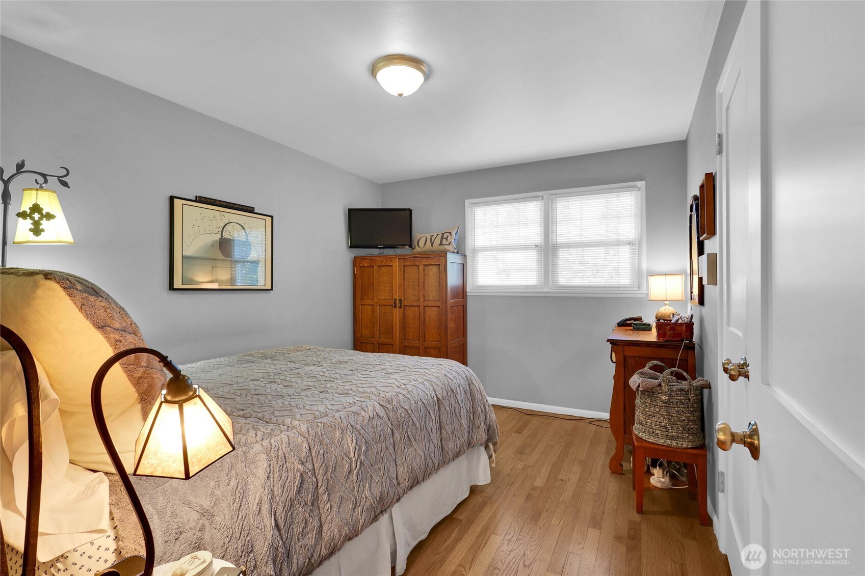 19041 21st Avenue NW, Shoreline, WA 98177