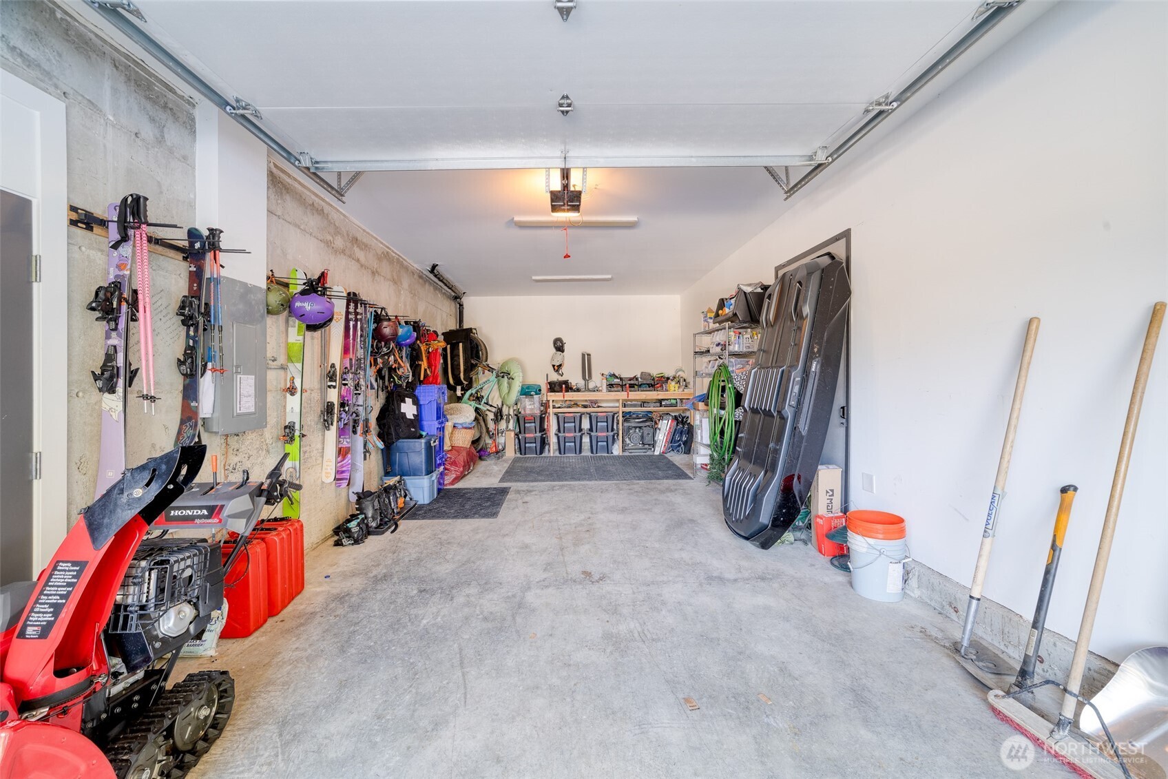 340 Snoqualmie Drive , Snoqualmie Pass, WA 98068