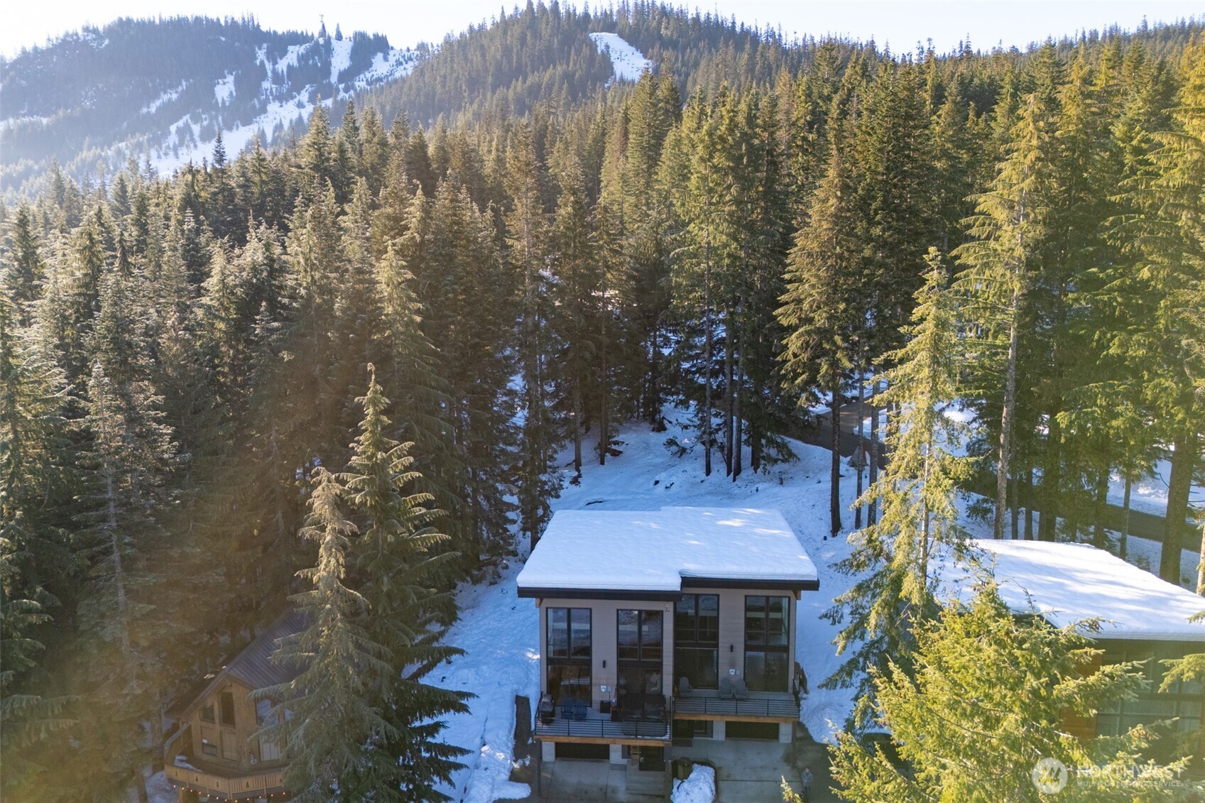340 Snoqualmie Drive , Snoqualmie Pass, WA 98068