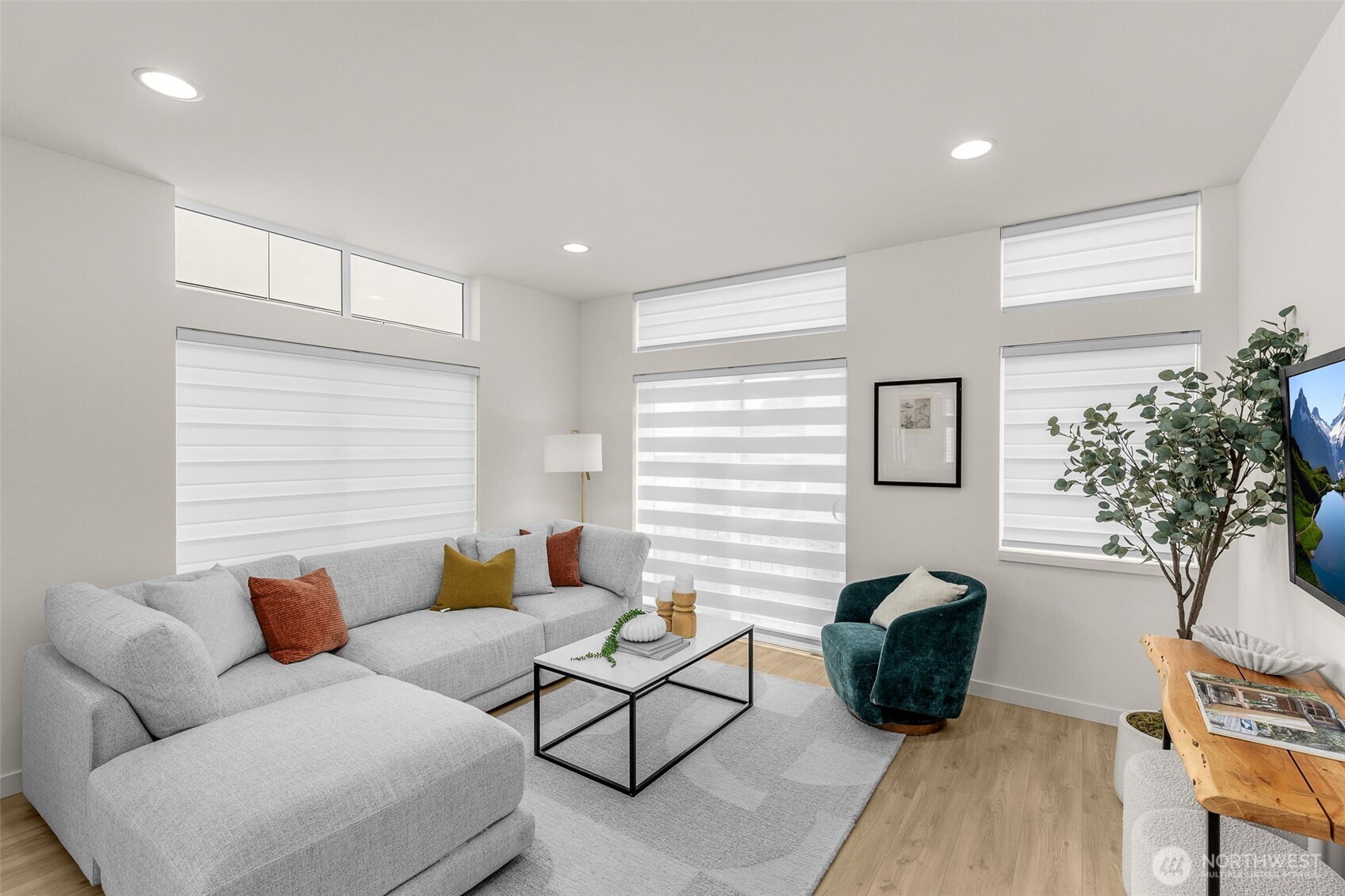 8337 B 12th Avenue NW, Seattle, WA 98117