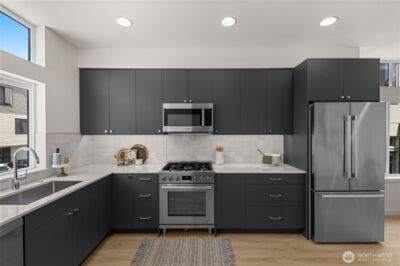 8337 B 12th Avenue NW, Seattle, WA 98117 - Photo 10