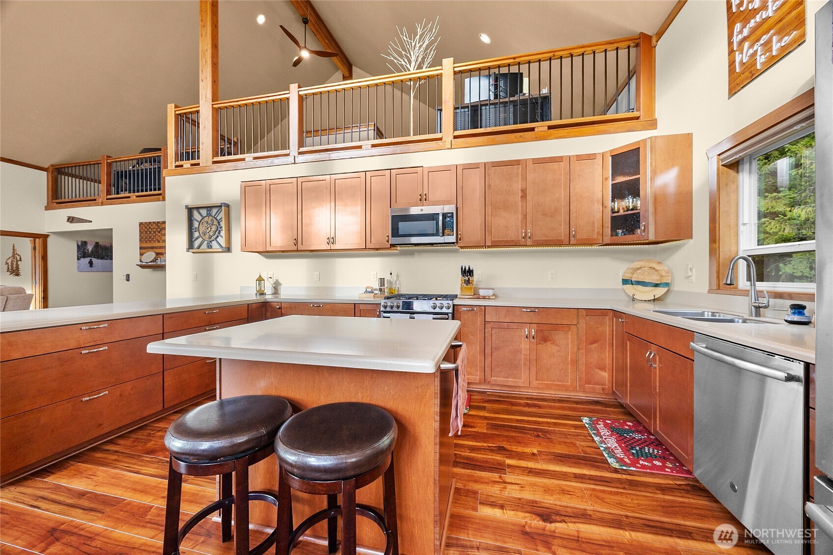 223 Carr Road E, Randle, WA 98377