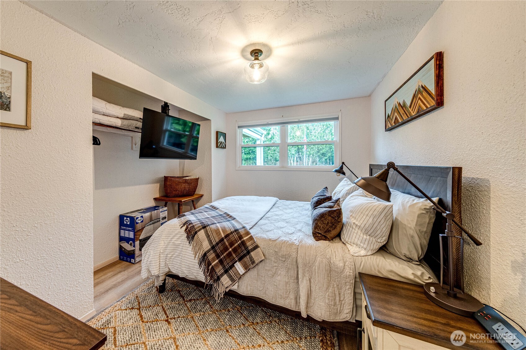 222 G&L Shake Road , Forks, WA 98331