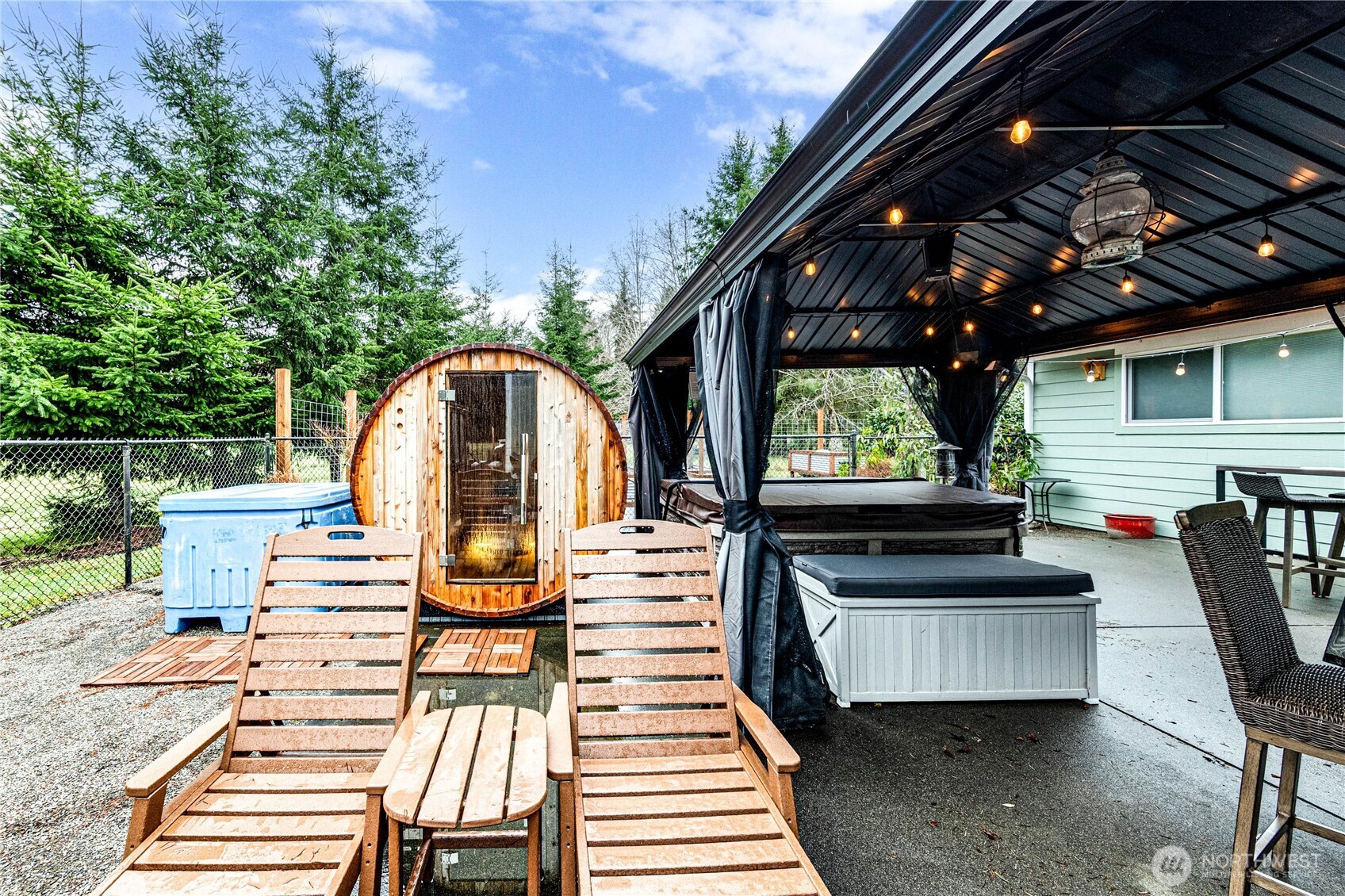222 G&L Shake Road , Forks, WA 98331