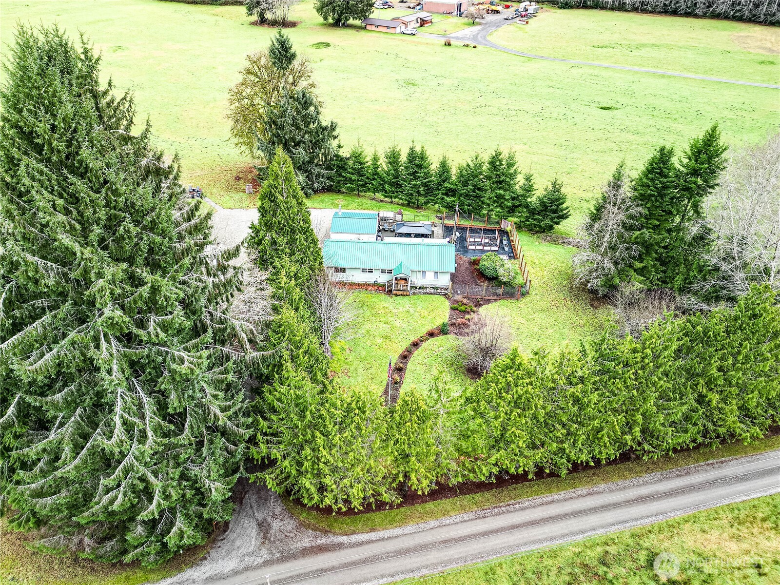 222 G&L Shake Road , Forks, WA 98331