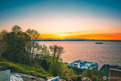 1019 California Lane SW, Seattle, WA 98116 - Photo 14