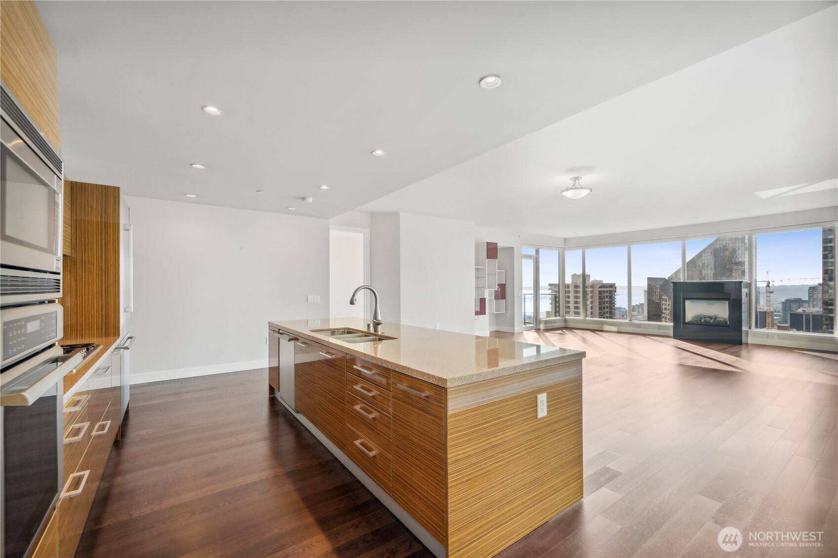 1920 4th Avenue #2301, Seattle, WA 98101