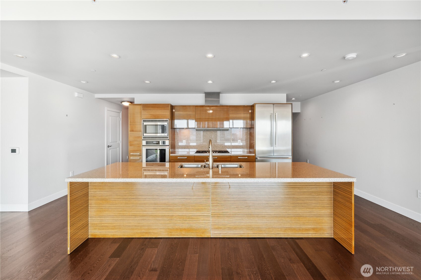 1920 4th Avenue #2301, Seattle, WA 98101