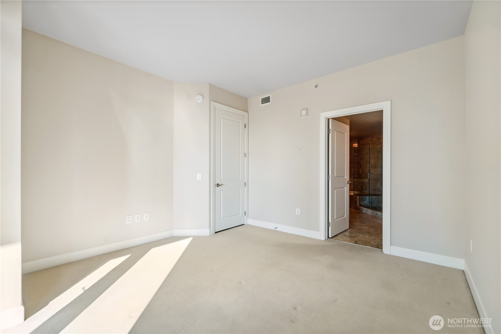 1920 4th Avenue #2301, Seattle, WA 98101