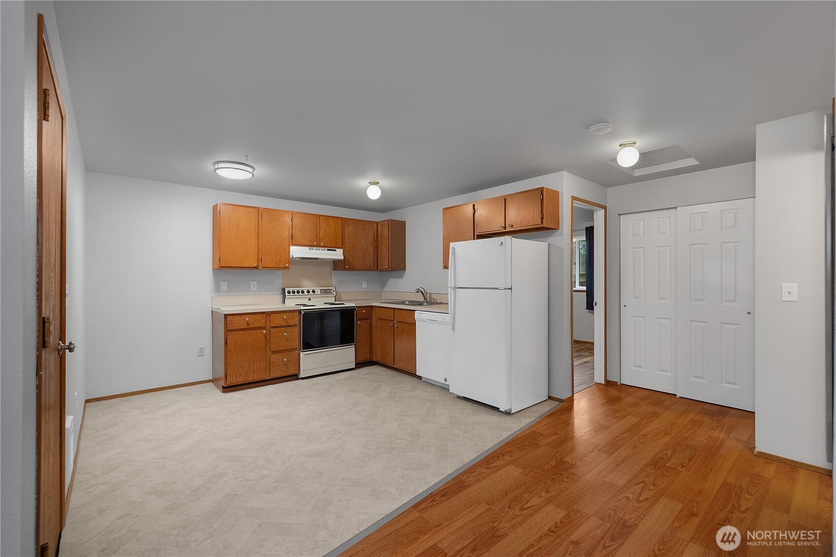 4938 Wilshire Court SE #A & B, Lacey, WA 98503