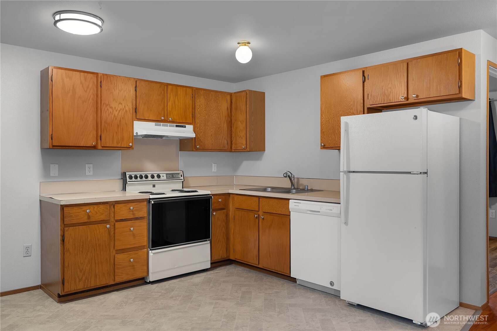 4938 Wilshire Court SE #A & B, Lacey, WA 98503