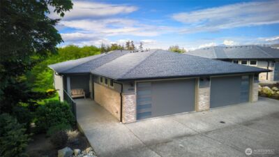 4940 Channel Marker Terrace #4, Anacortes, WA 98221-4490 - Photo 2