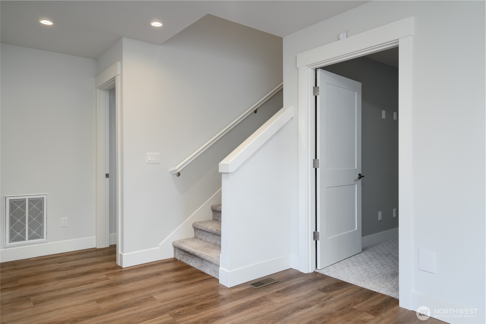 4940 Channel Marker Terrace #4, Anacortes, WA 98221-4490