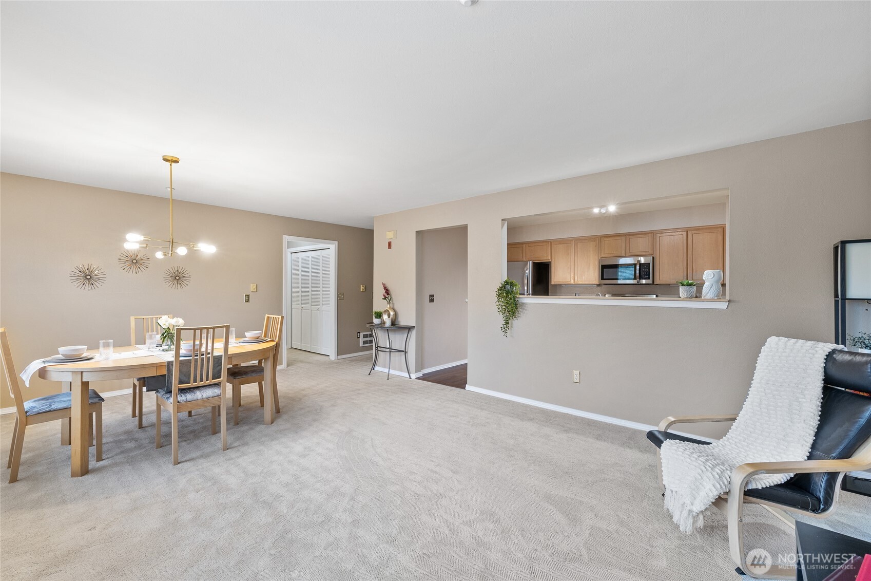 4423 Providence Point Place SE #2628, Issaquah, WA 98029