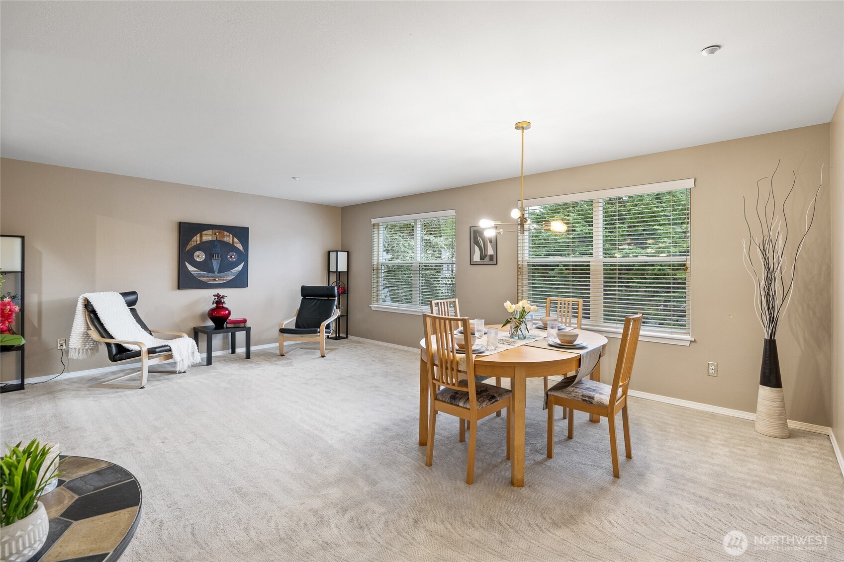 4423 Providence Point Place SE #2628, Issaquah, WA 98029