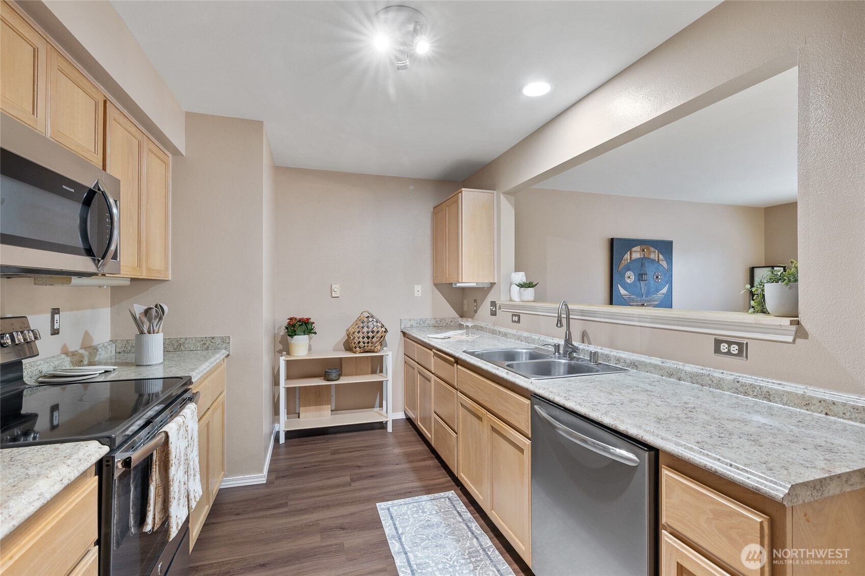 4423 Providence Point Place SE #2628, Issaquah, WA 98029