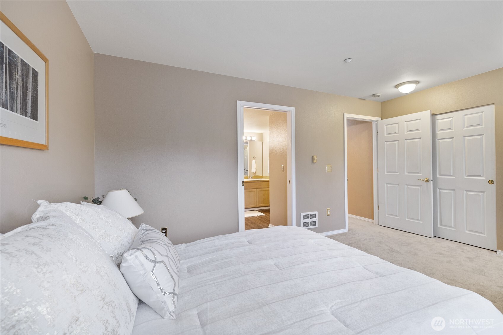 4423 Providence Point Place SE #2628, Issaquah, WA 98029