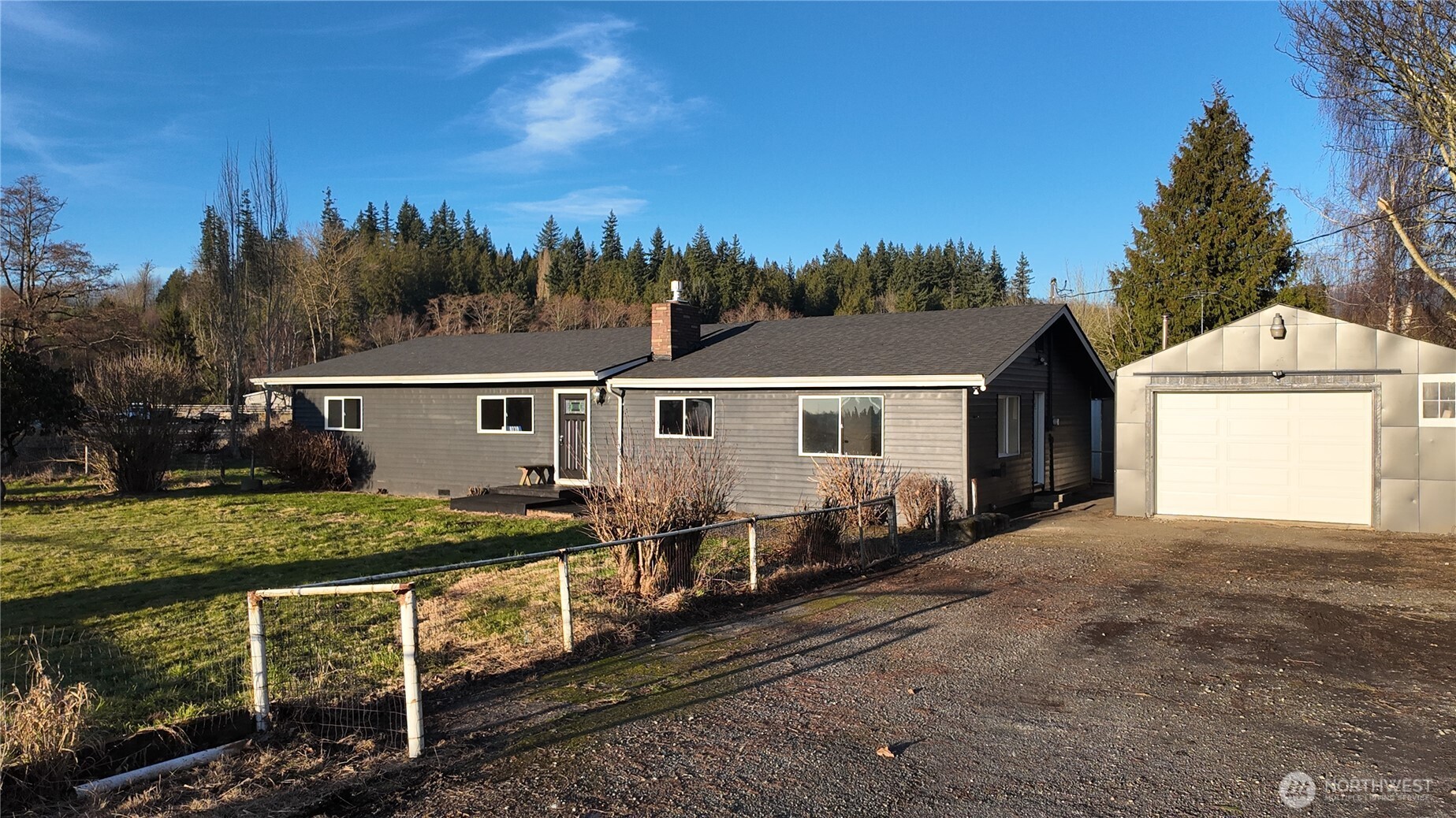 8739 F and S Grade Rd , Sedro Woolley, WA 98284