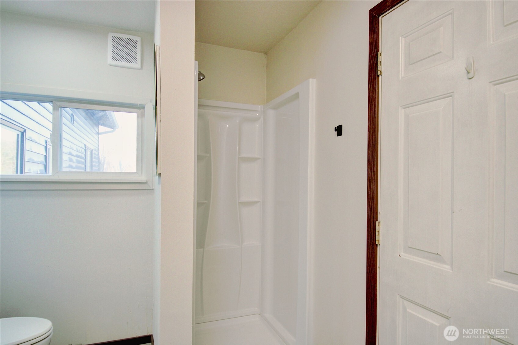 8739 F and S Grade Rd , Sedro Woolley, WA 98284