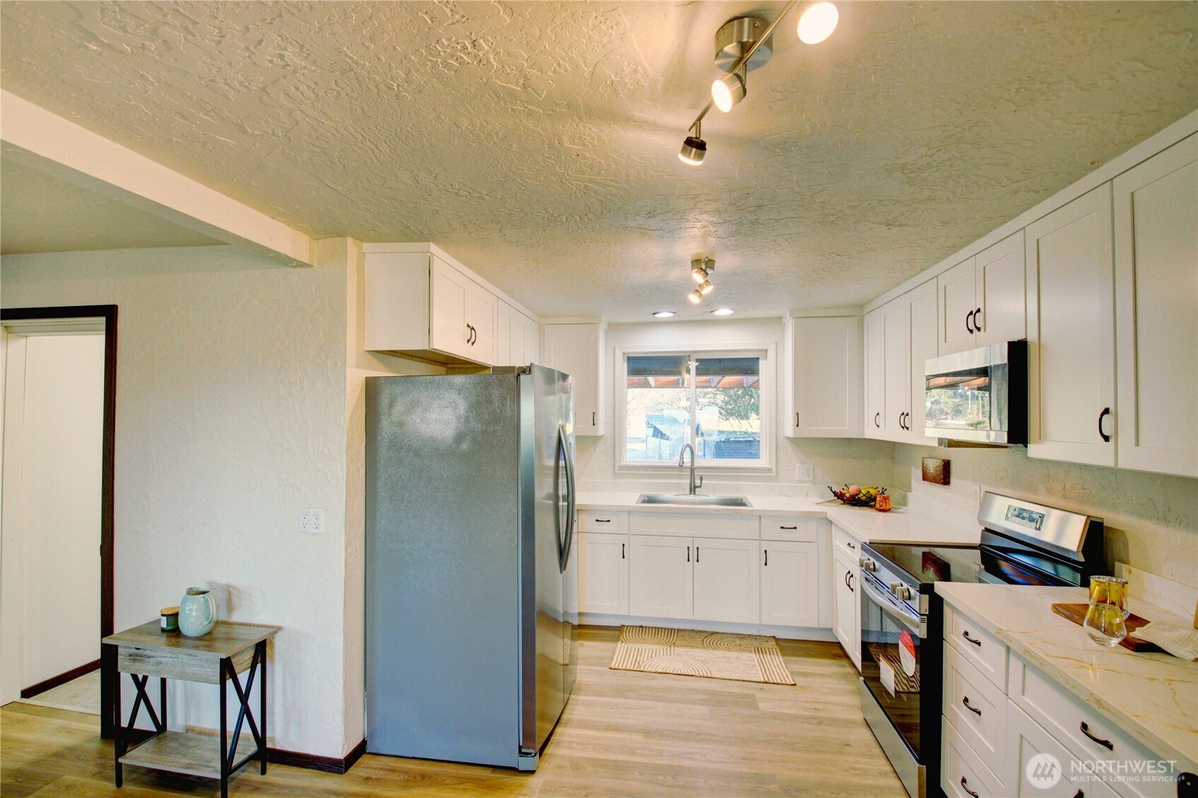 8739 F and S Grade Rd , Sedro Woolley, WA 98284