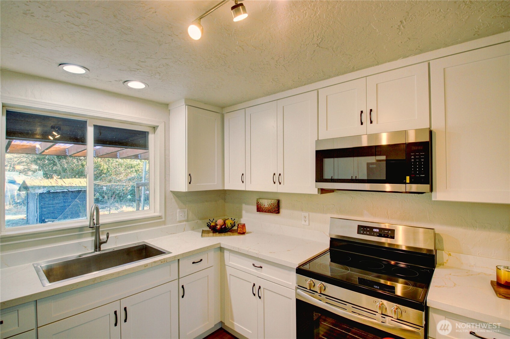 8739 F and S Grade Rd , Sedro Woolley, WA 98284