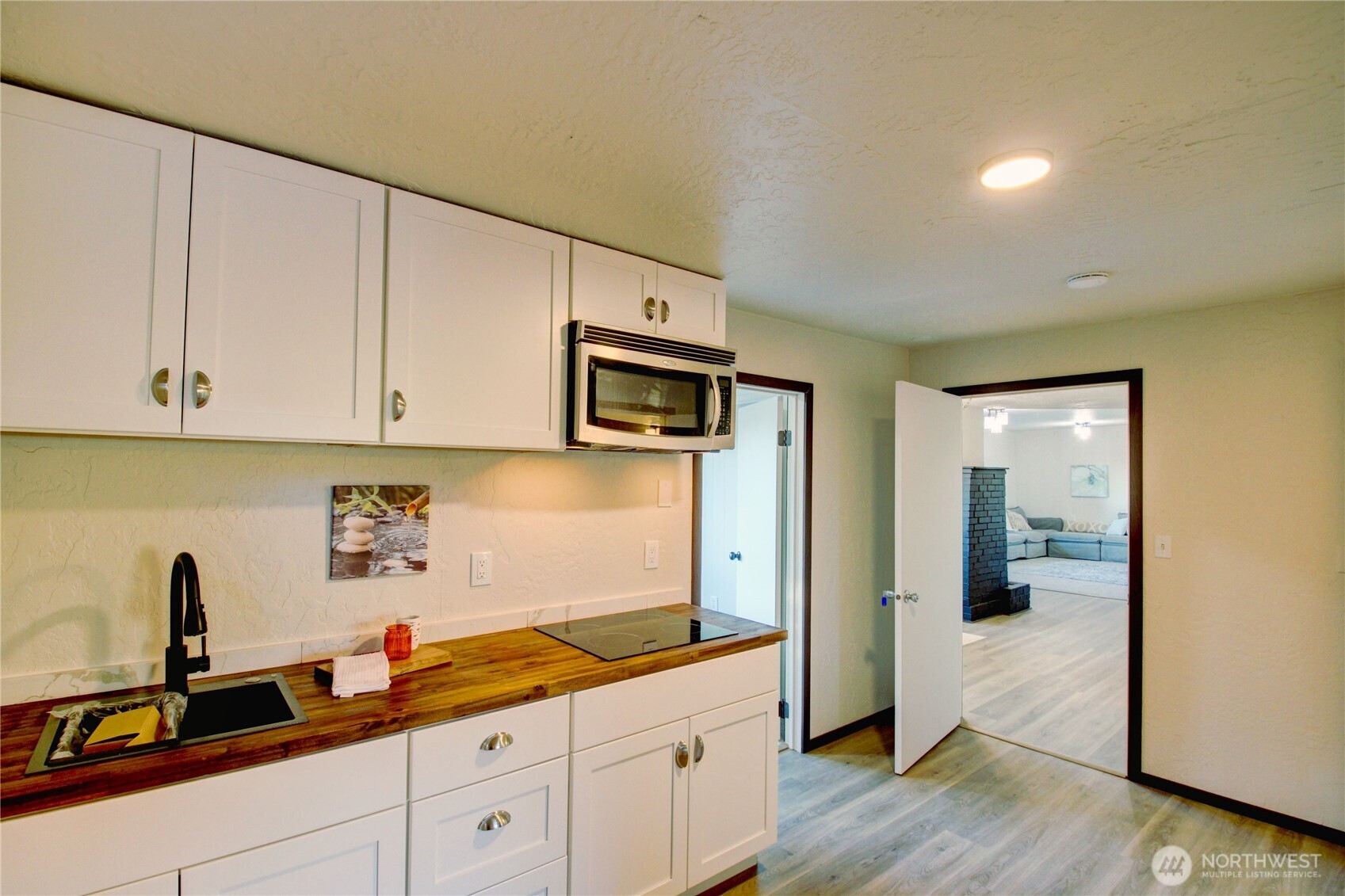 8739 F and S Grade Rd , Sedro Woolley, WA 98284