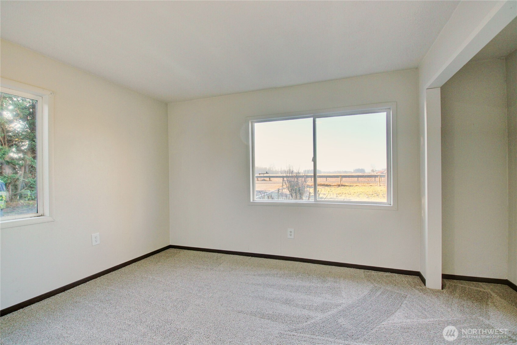 8739 F and S Grade Rd , Sedro Woolley, WA 98284