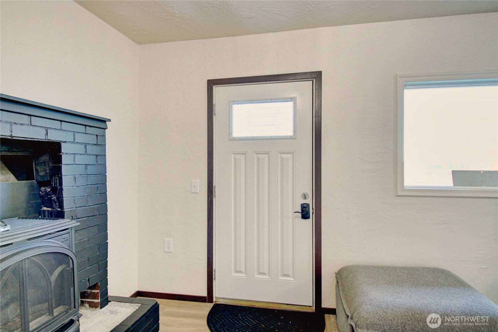 8739 F and S Grade Rd , Sedro Woolley, WA 98284