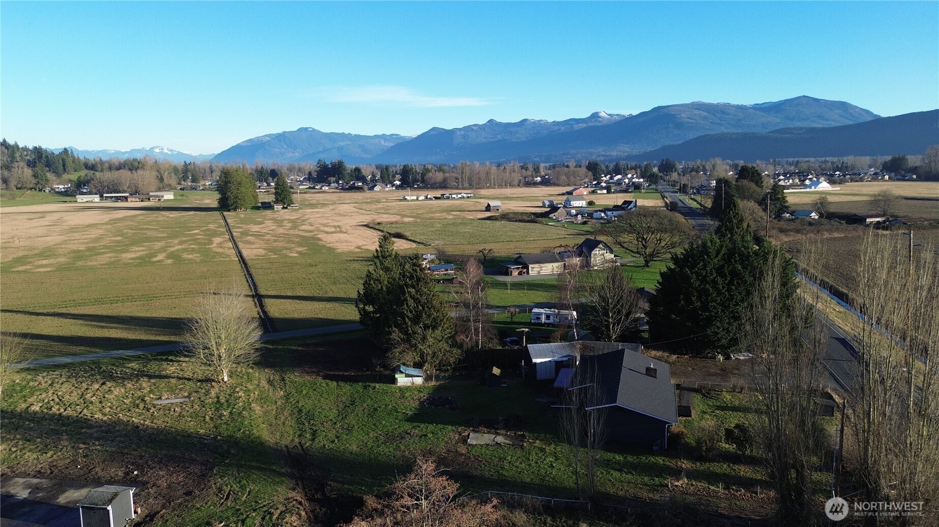 8739 F and S Grade Rd , Sedro Woolley, WA 98284