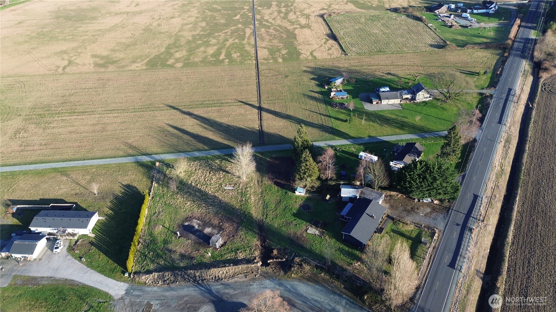 8739 F and S Grade Rd , Sedro Woolley, WA 98284