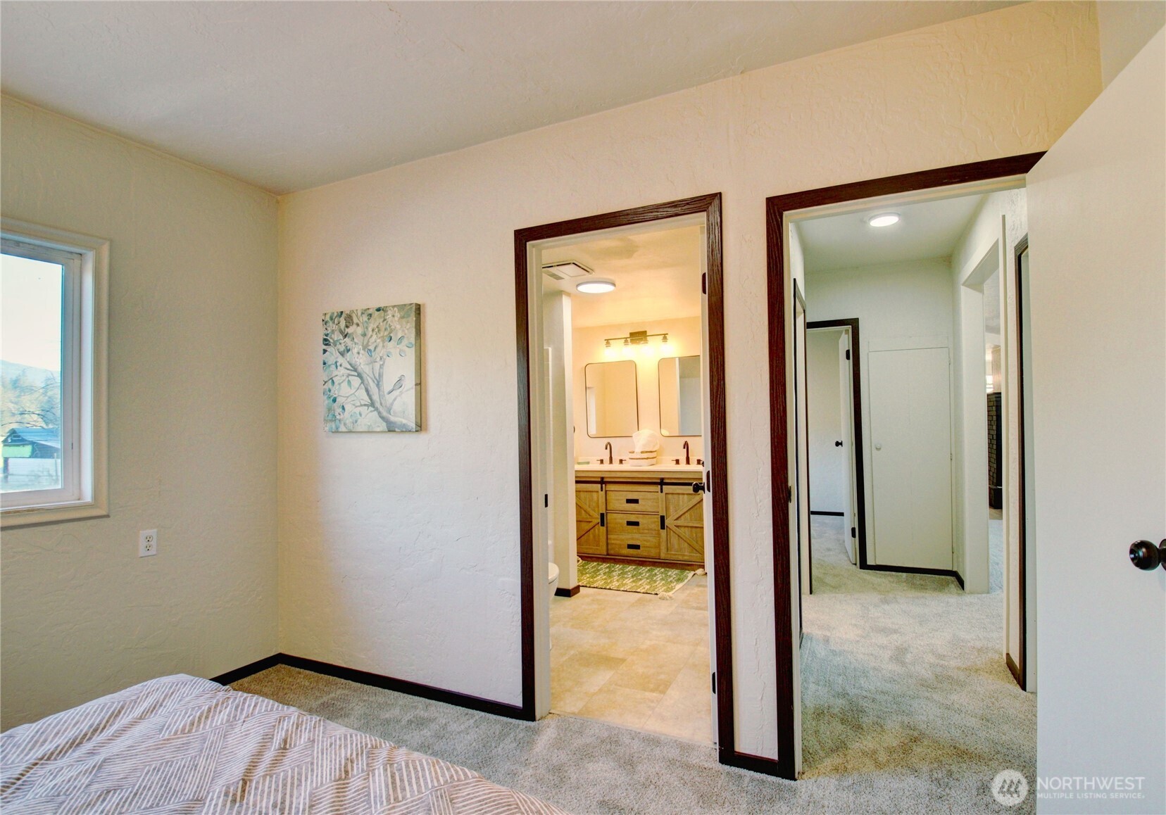 8739 F and S Grade Rd , Sedro Woolley, WA 98284