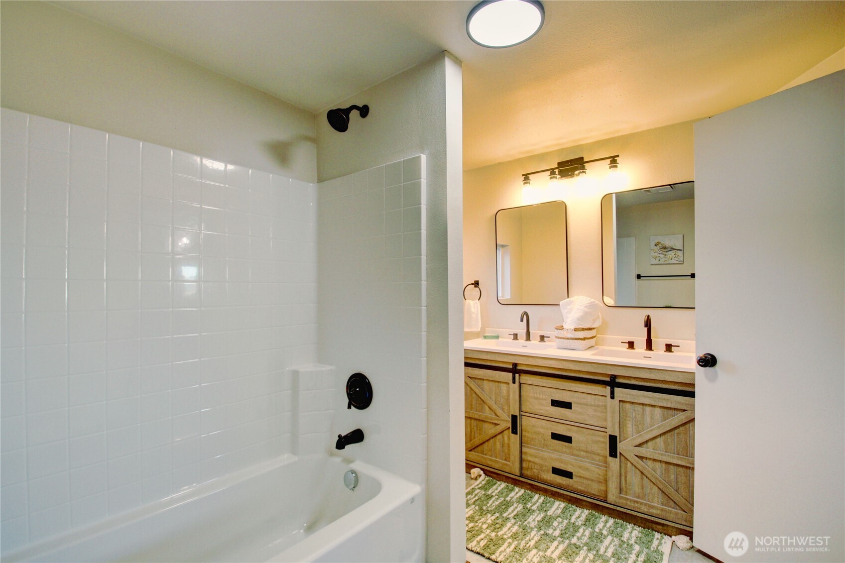 8739 F and S Grade Rd , Sedro Woolley, WA 98284