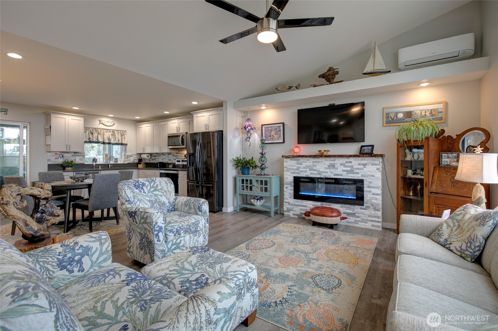 1436 Sand Pebble Avenue SW, Ocean Shores, WA 98569