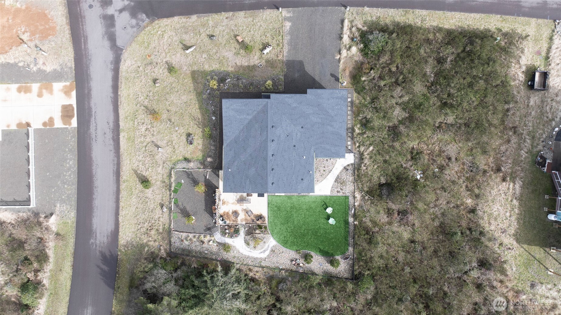 1436 Sand Pebble Avenue SW, Ocean Shores, WA 98569