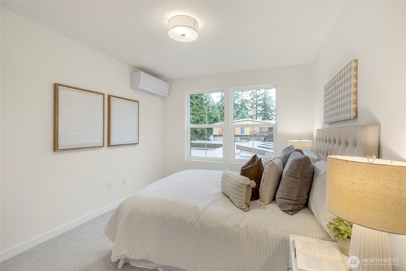 11607 NE 112th Street #2, Kirkland, WA 98033