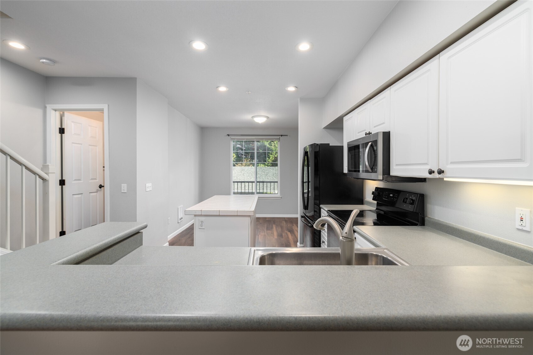 16125 Juanita-Woodinville Way NE #805, Bothell, WA 98011