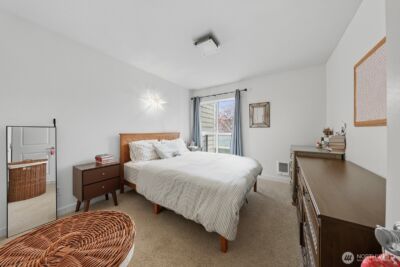 900 Summit Avenue E #303, Seattle, WA 98102 - Photo 17