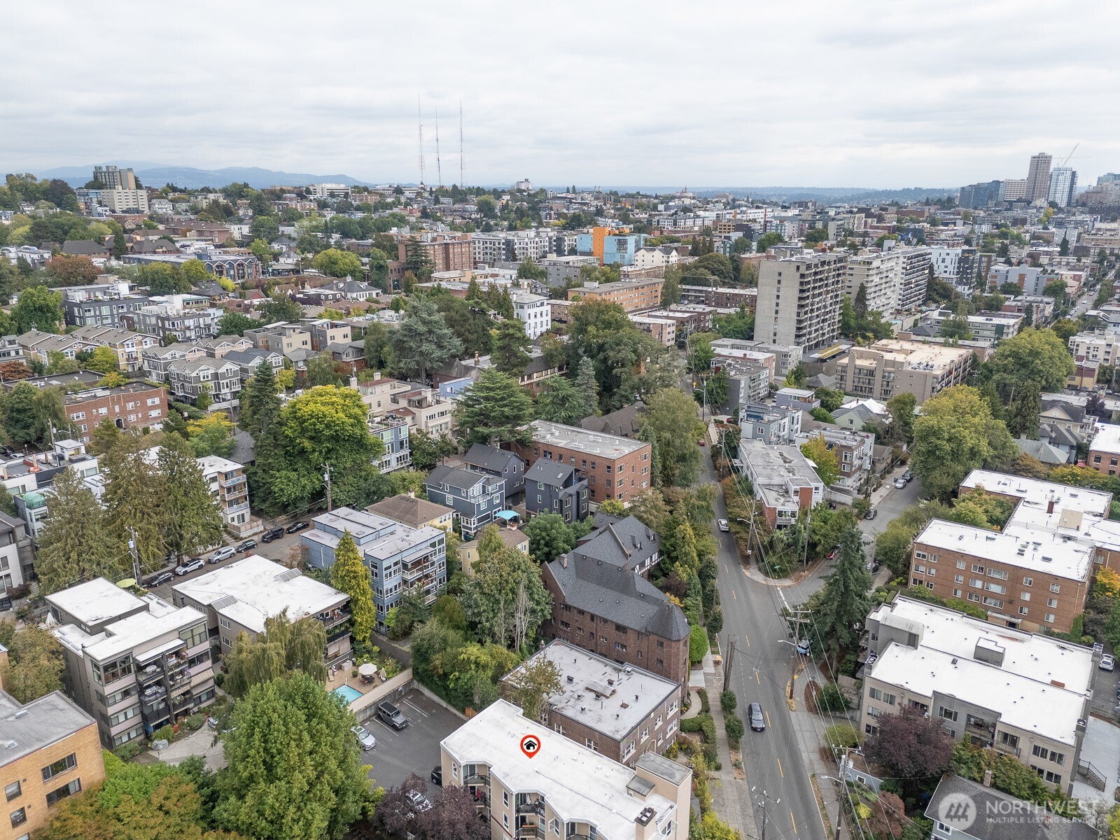 900 Summit Avenue E #303, Seattle, WA 98102