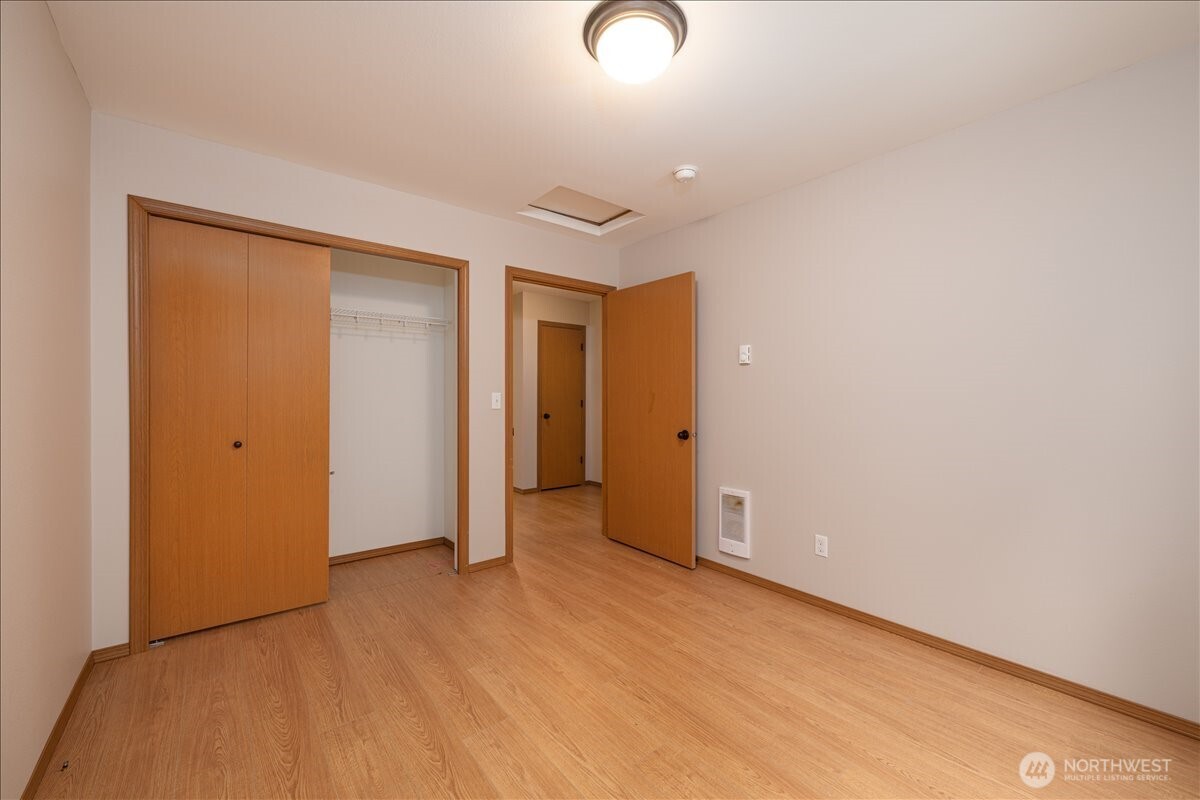 2295 S Camano Drive , Camano Island, WA 98282