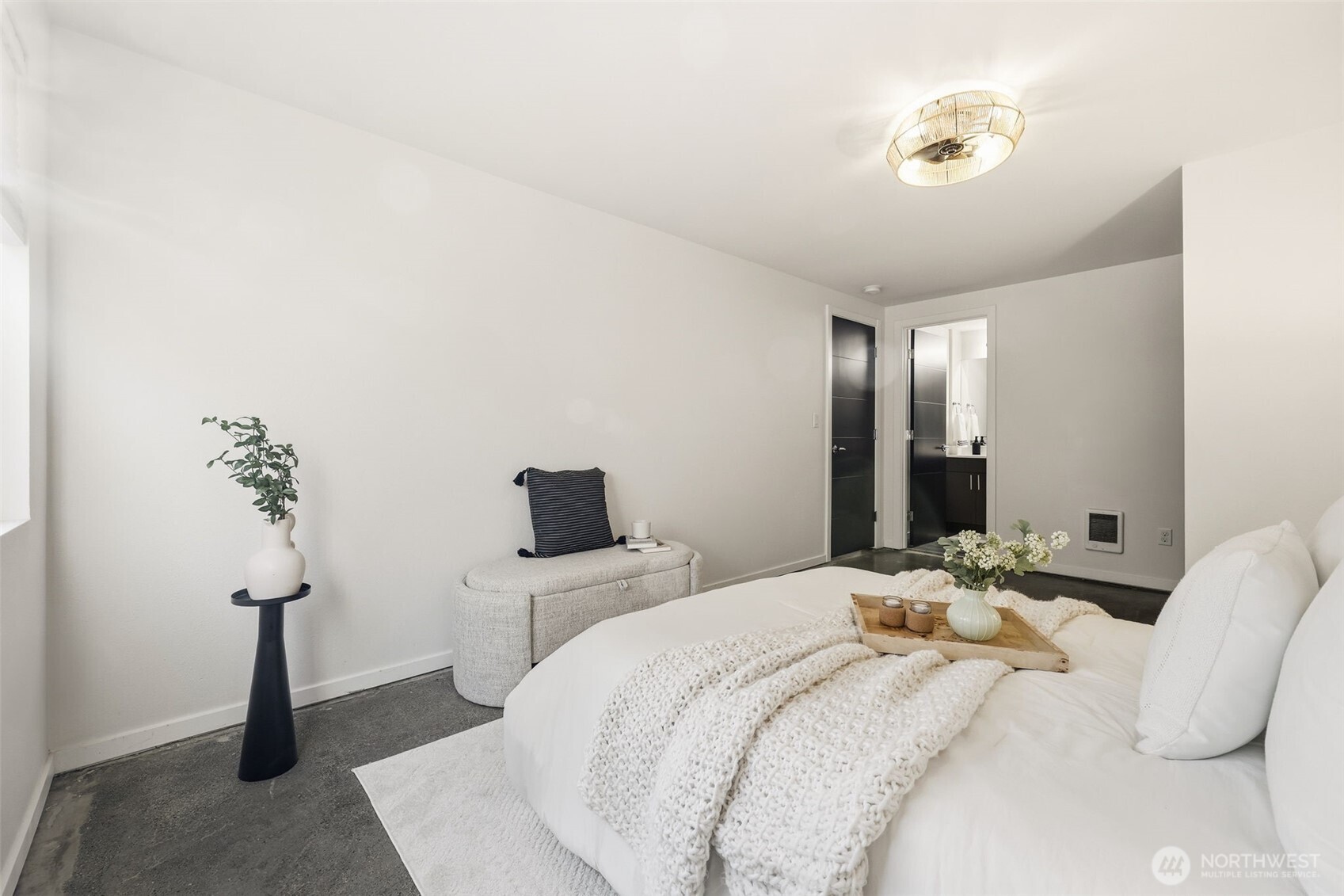 7922 9th Avenue SW, Seattle, WA 98106