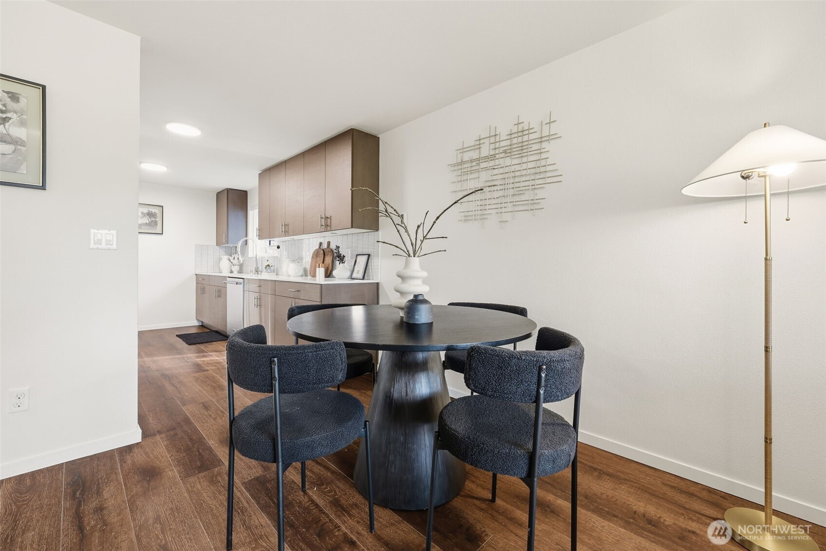 7922 9th Avenue SW, Seattle, WA 98106