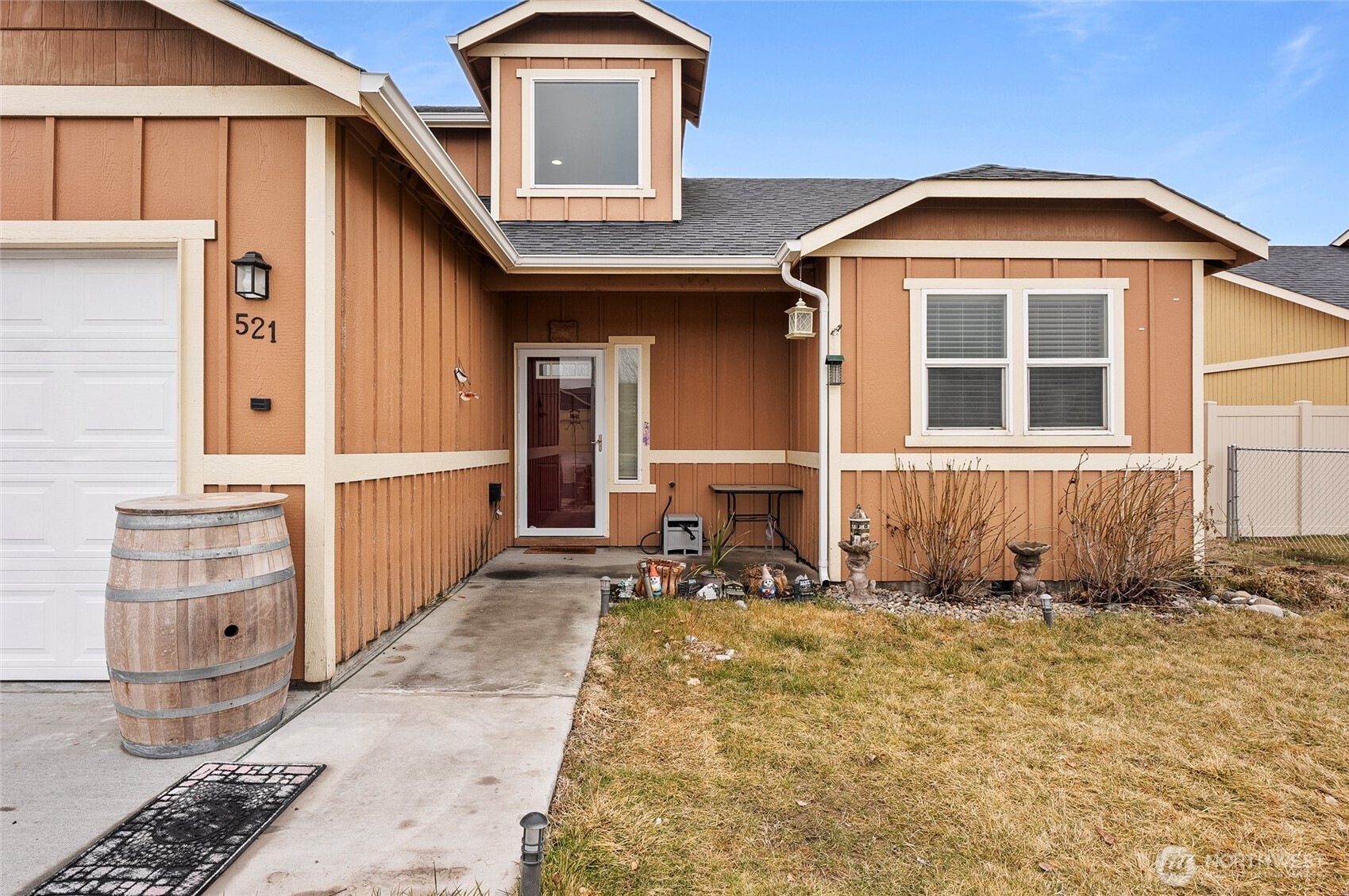 521 Florida Street , Moses Lake, WA 98837