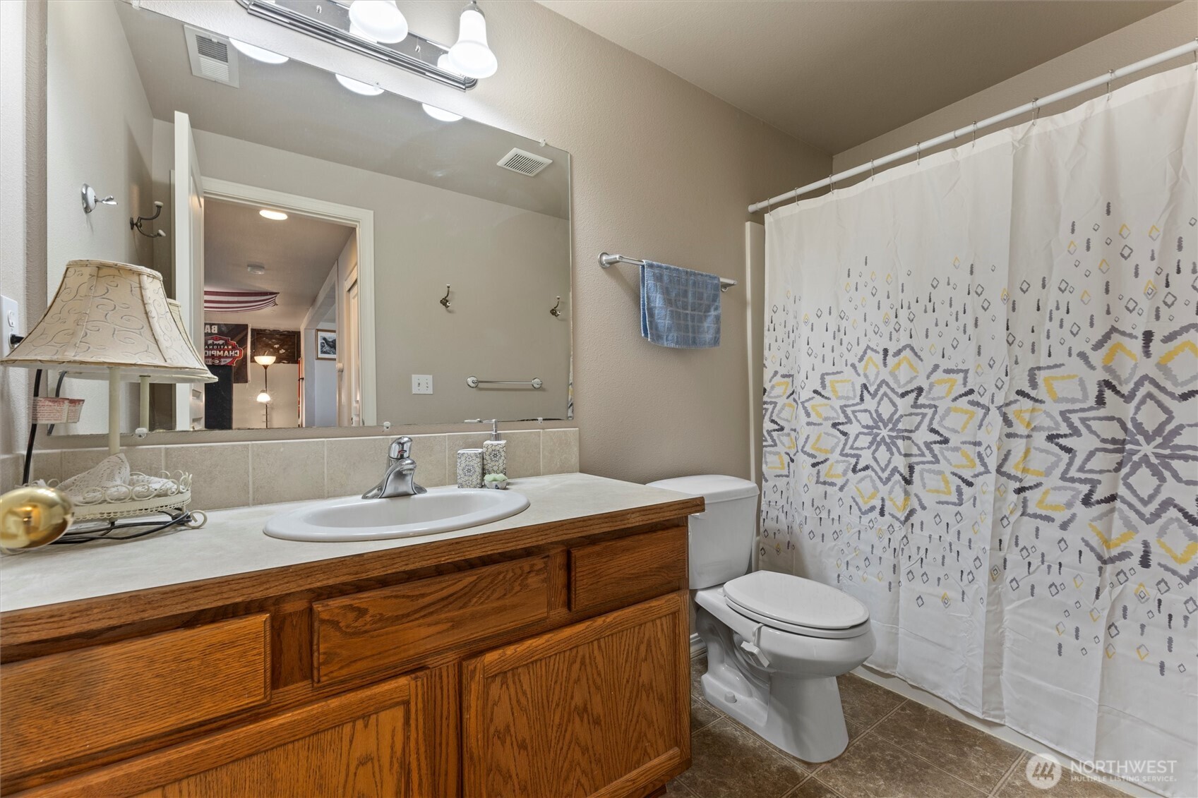 521 Florida Street , Moses Lake, WA 98837