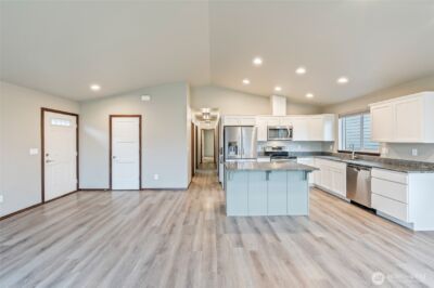 438 S Kansas Loop , East Wenatchee, WA 98802 - Photo 16