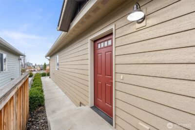 438 S Kansas Loop , East Wenatchee, WA 98802 - Photo 6