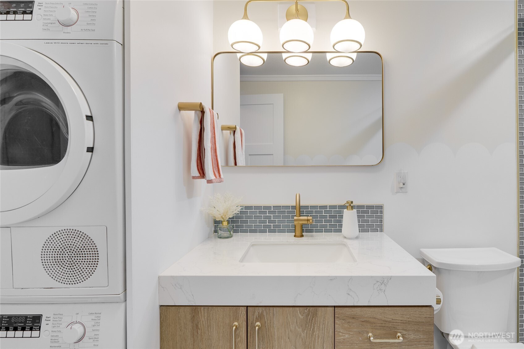 1410 48th Street #A15, Seaview, WA 98644