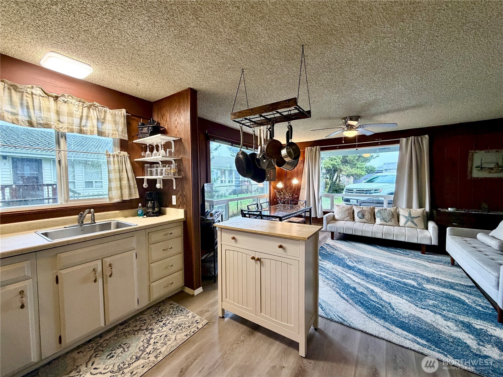 757 Ocean Court NW #13, Ocean Shores, WA 98569