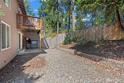 9405 S Ash Street #A-D, Tacoma, WA 98444 - Photo 10