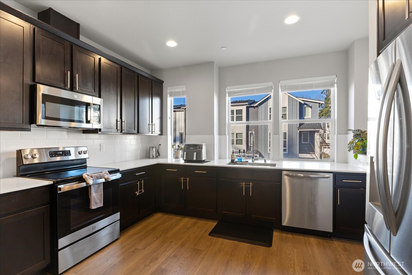 13717 Admiralty Way #G4, Lynnwood, WA 98087