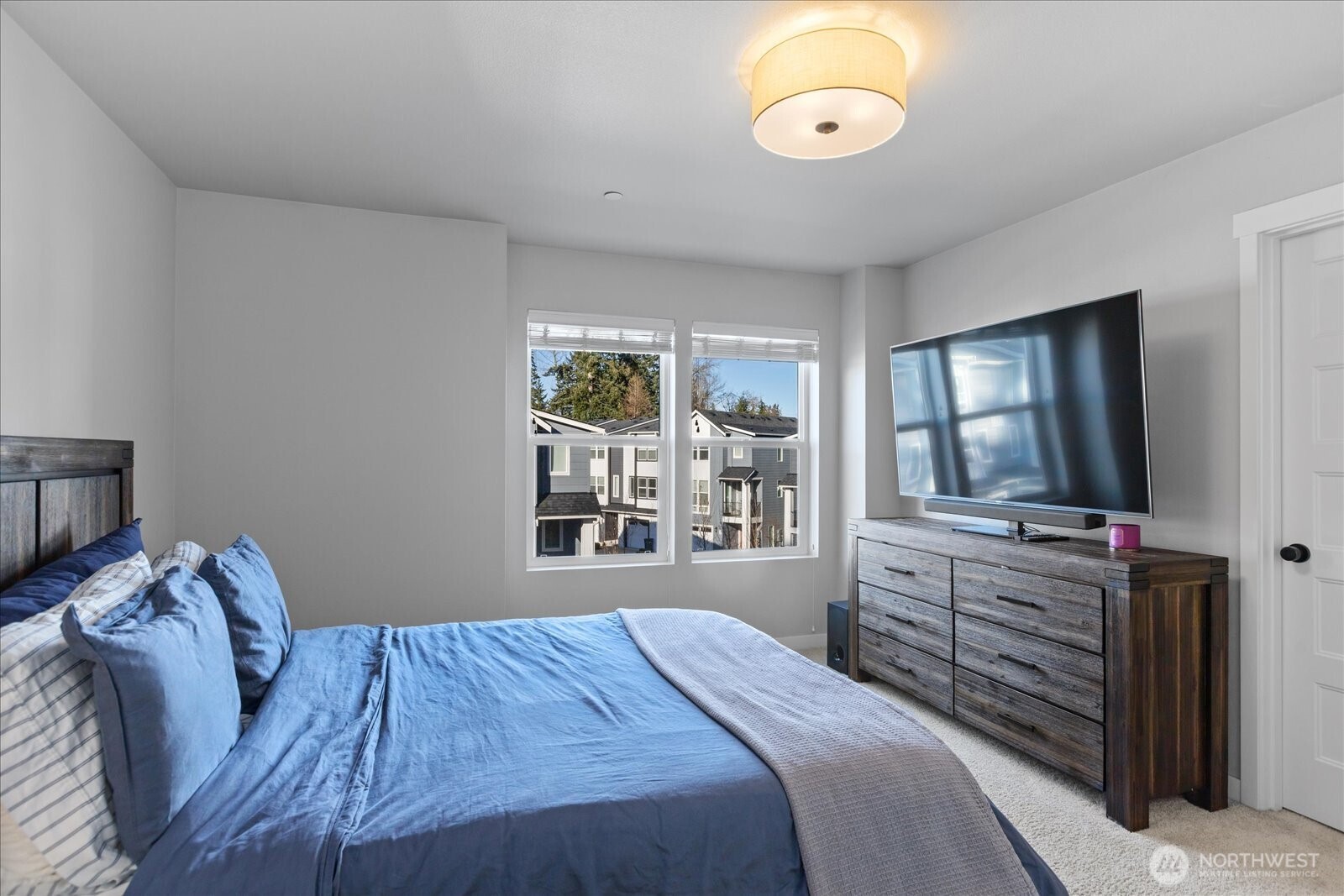 13717 Admiralty Way #G4, Lynnwood, WA 98087